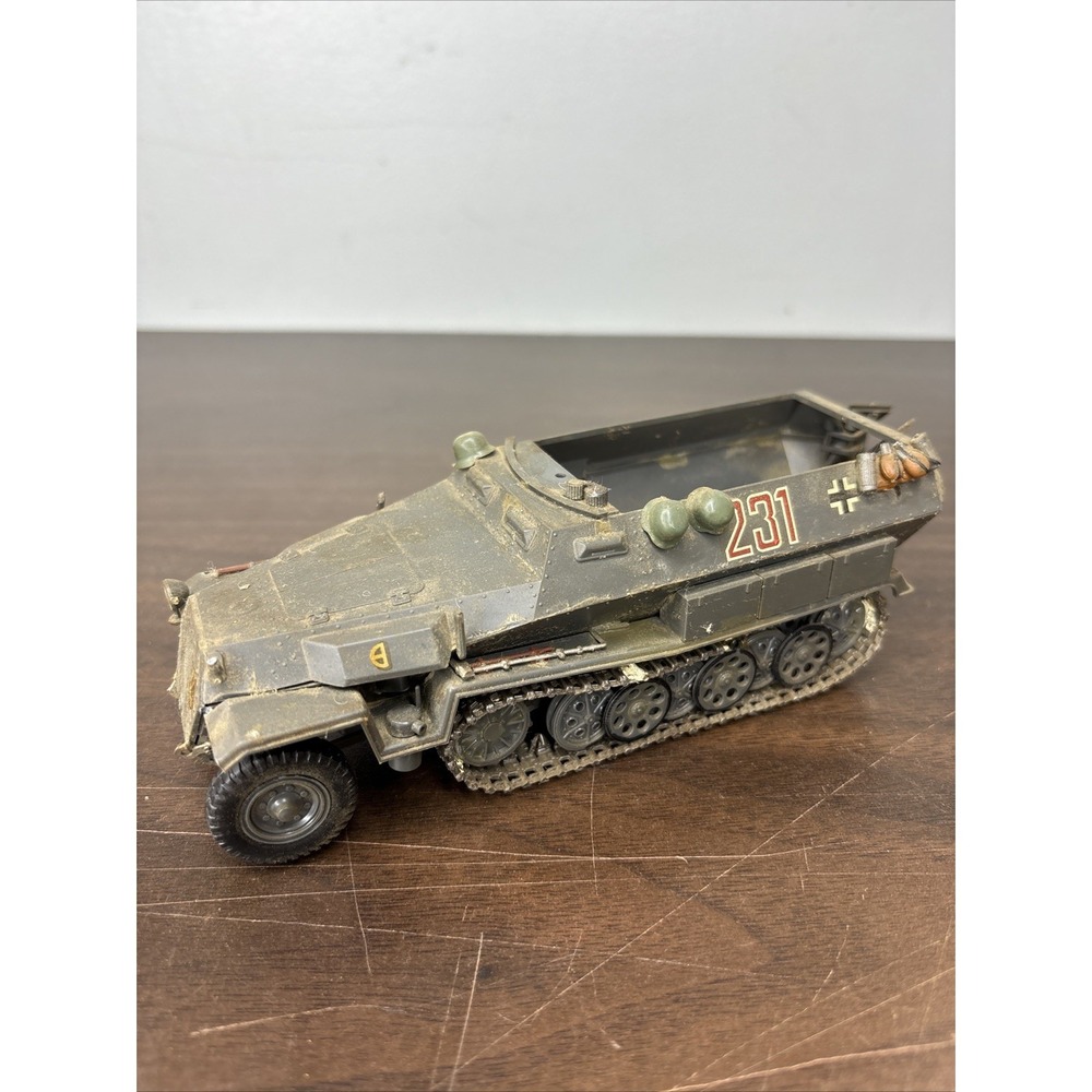 1/35 Built Painted German‎ Hanomag Halftrack Tamiya WW2